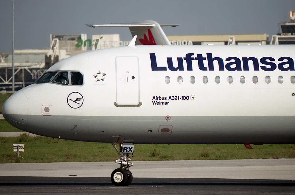 D-AIRX · Airbus A321-131 · (LIS / LPPT)