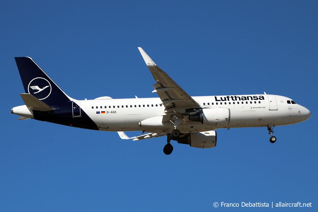 D-AIUI · Airbus A320-214(WL) · (MLA / LMML)