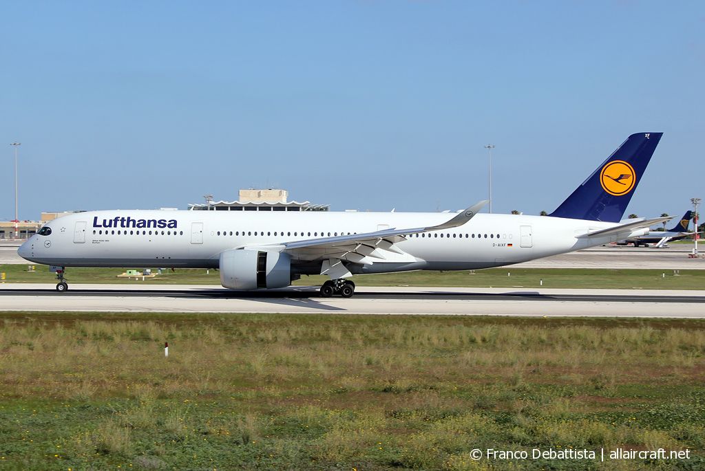 D-AIXF (146) 2017 Airbus A350-941