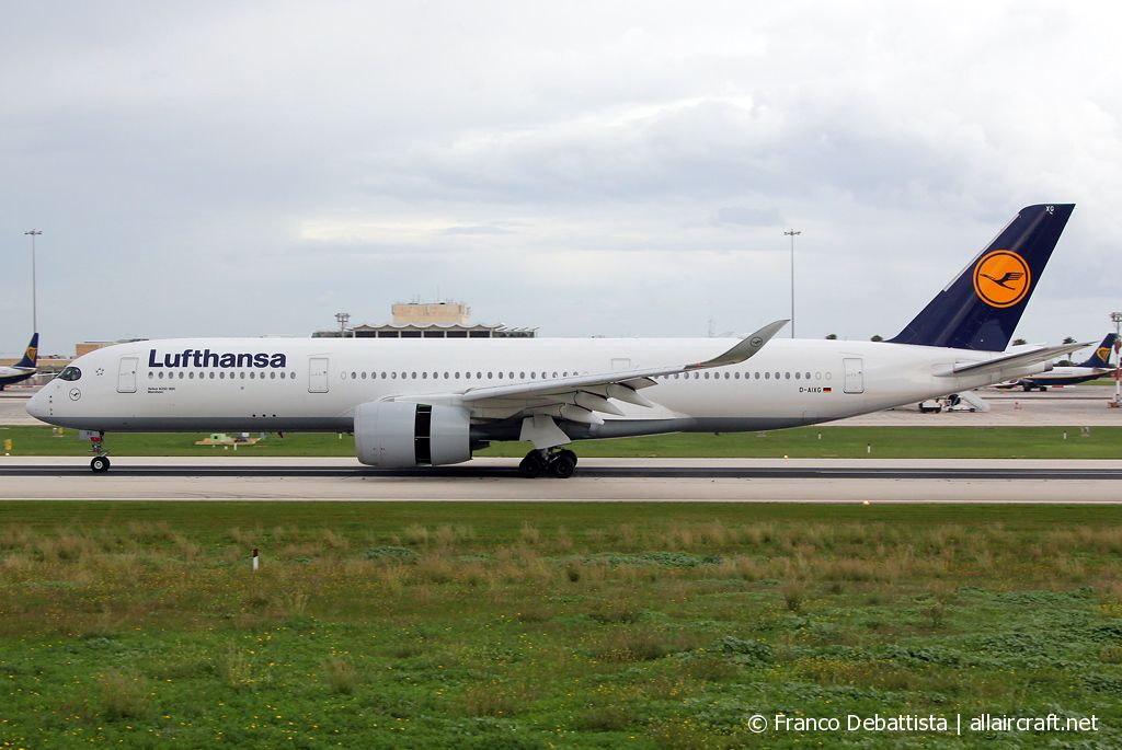 D-AIXG · Airbus A350-941 · (MLA / LMML)