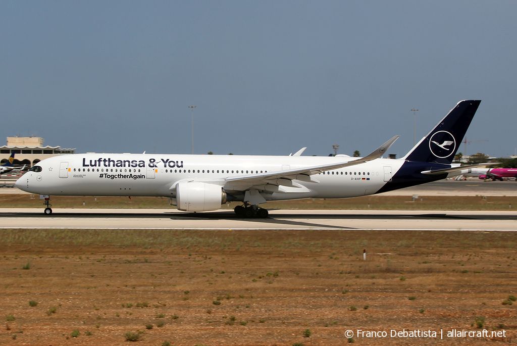 D-AIXP · Airbus A350-941 · (MLA / LMML)