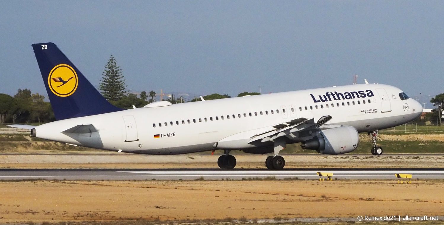 D-AIZB (4120) 2009 Airbus A320-214