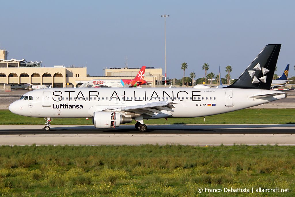 D-AIZM · Airbus A320-214 · (MLA / LMML)