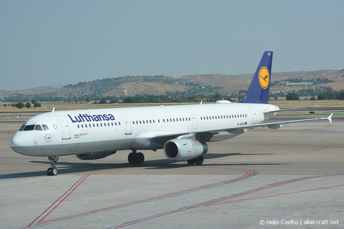 D-AIRS · Airbus A321-131 · (MAD / LEMD)