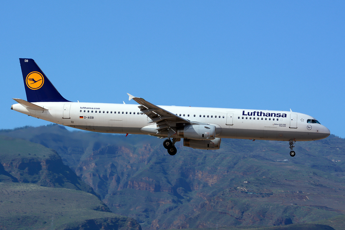 D-AIDB · Airbus A321-231 · (LPA / GCLP)