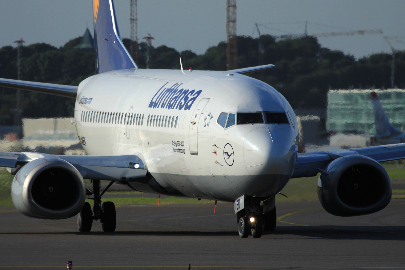 D-ABEN (26428) 1991 Boeing 737-330