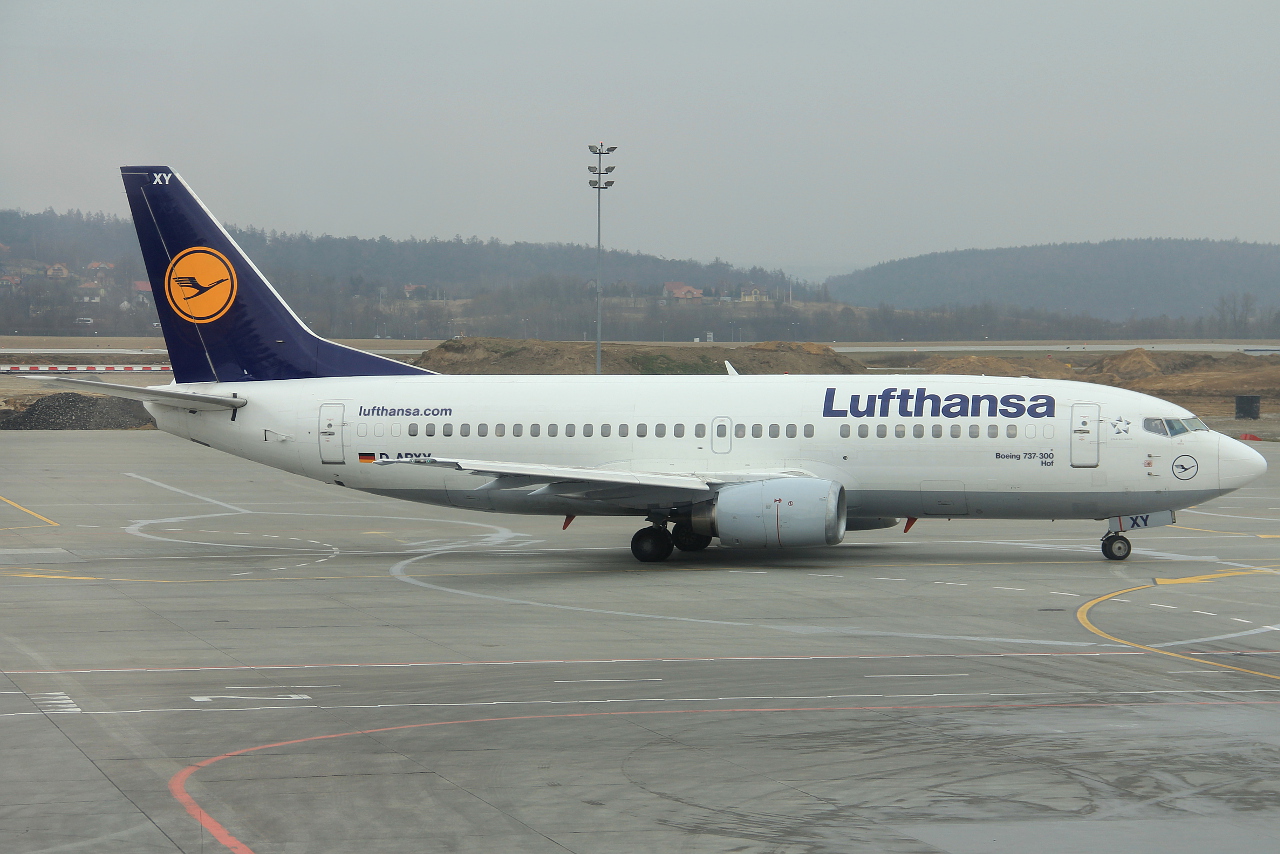 D-ABXY (24563) 1989 Boeing 737-330