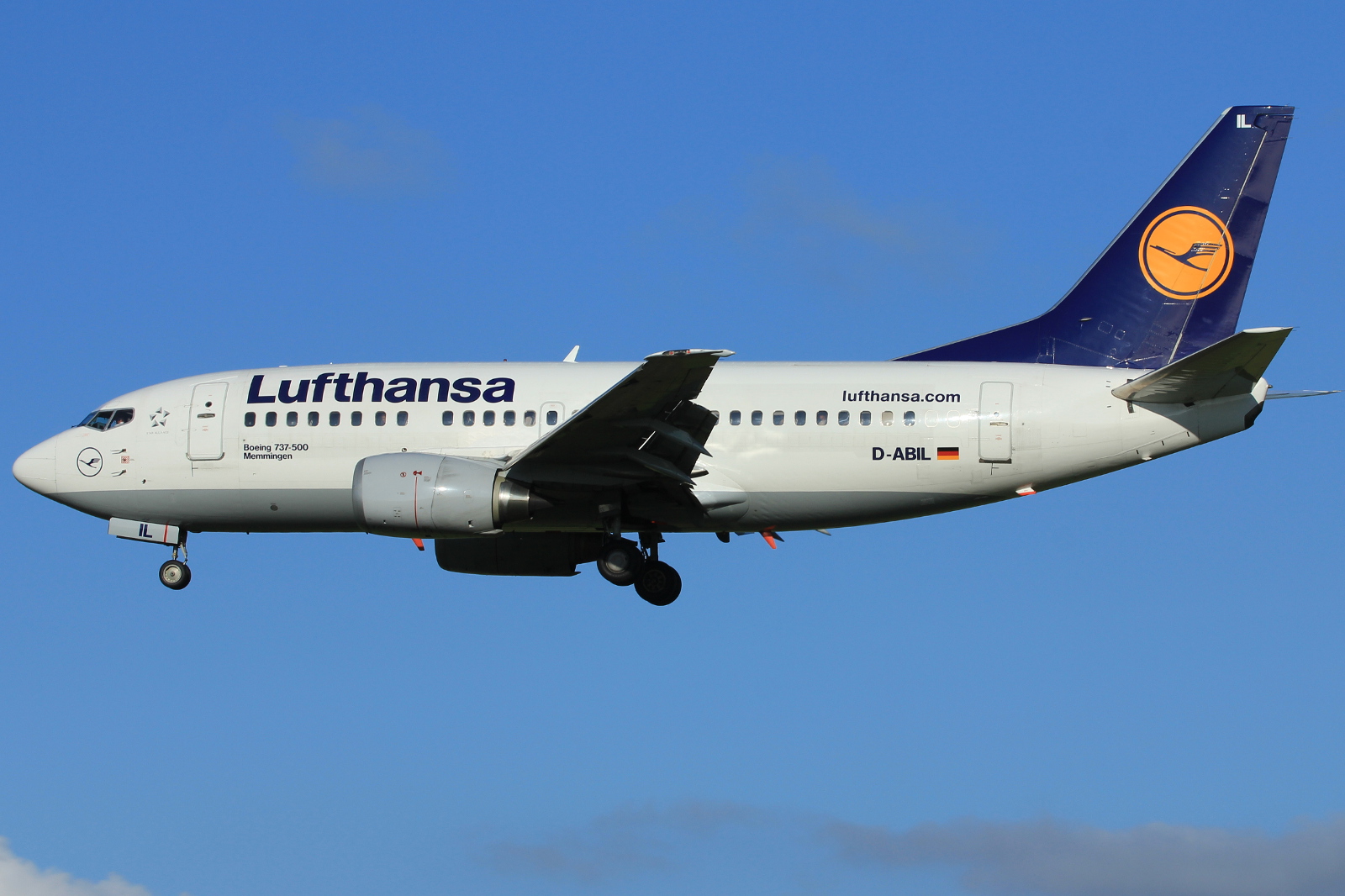 D-ABIL · Boeing 737-530 · (SVG / ENZV)