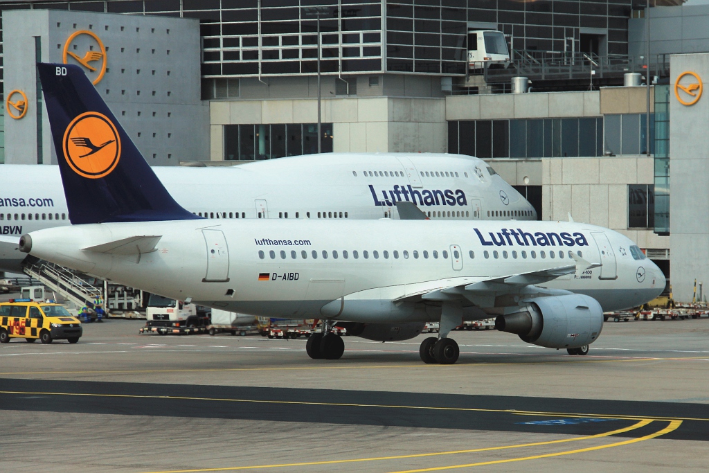 D-AIBD · Airbus A319-112 · (FRA  / EDDF)