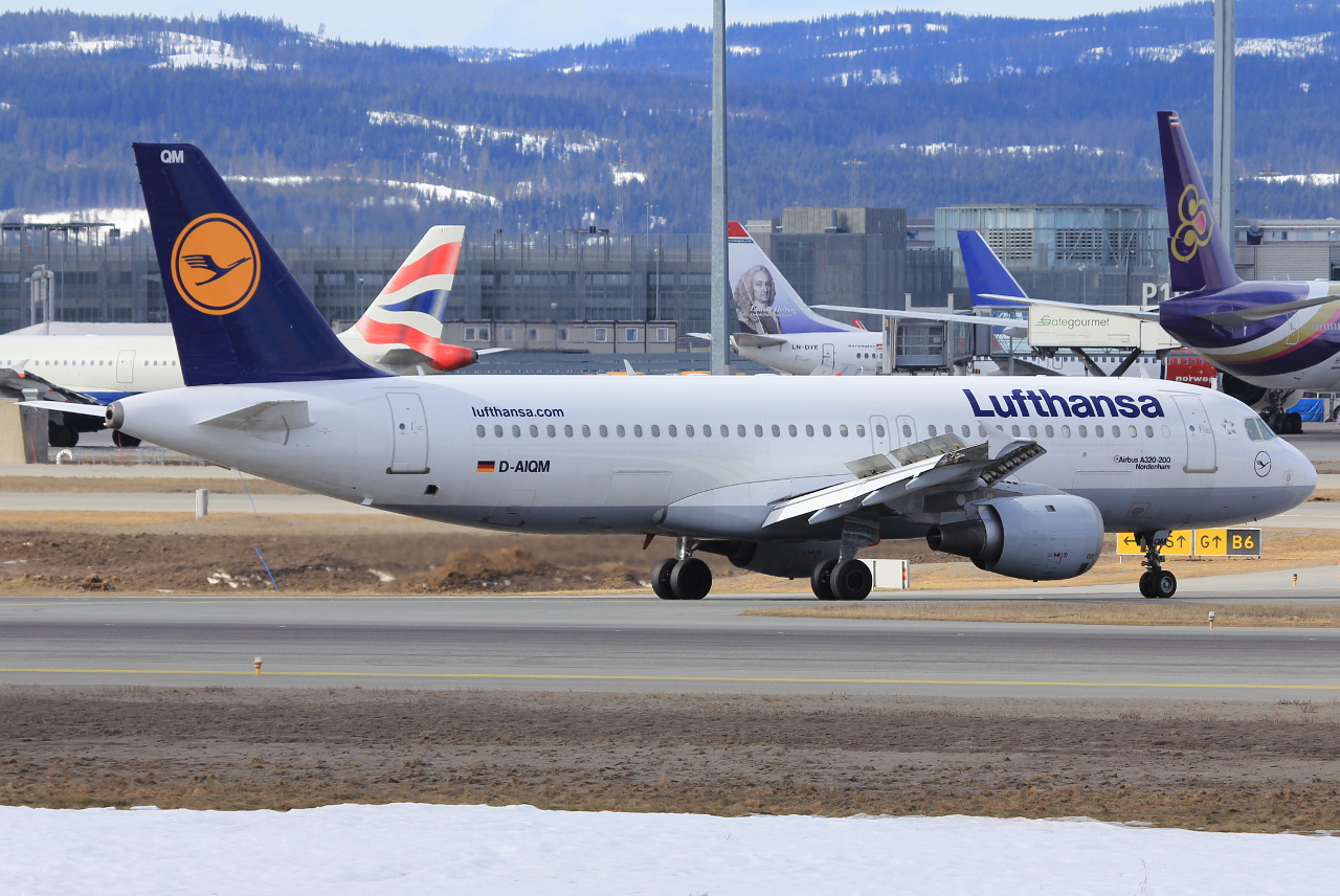 D-AIQM (268) 1991 Airbus A320-211