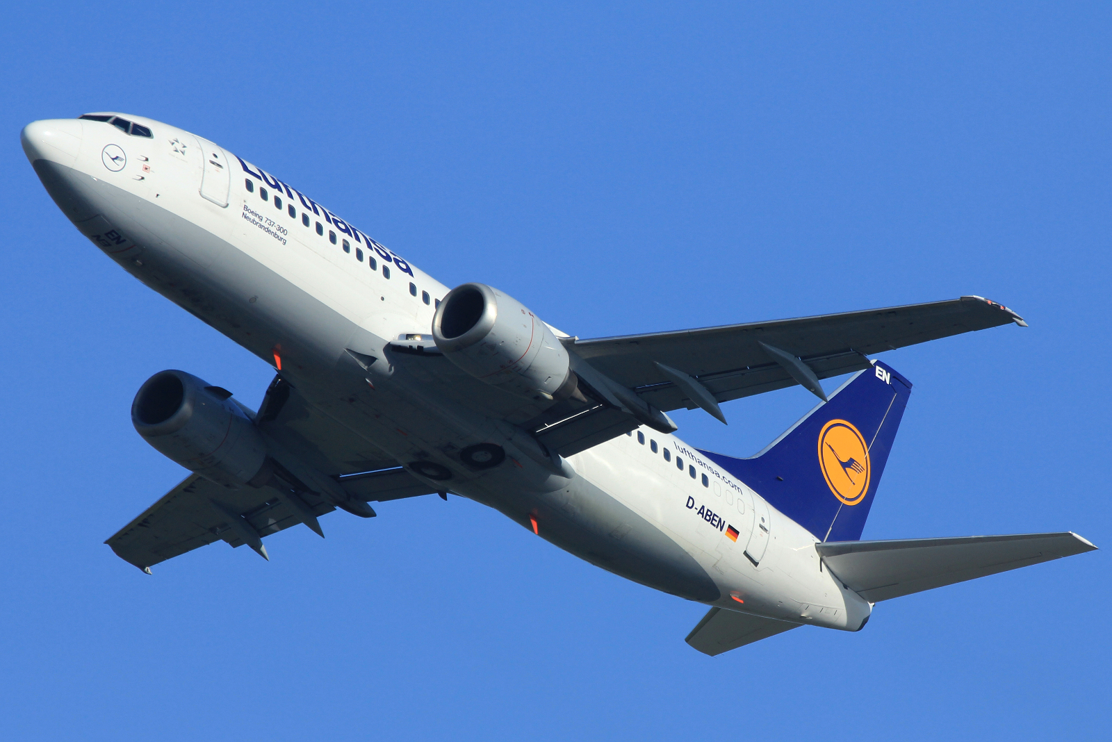 D-ABEN (26428) 1991 Boeing 737-330
