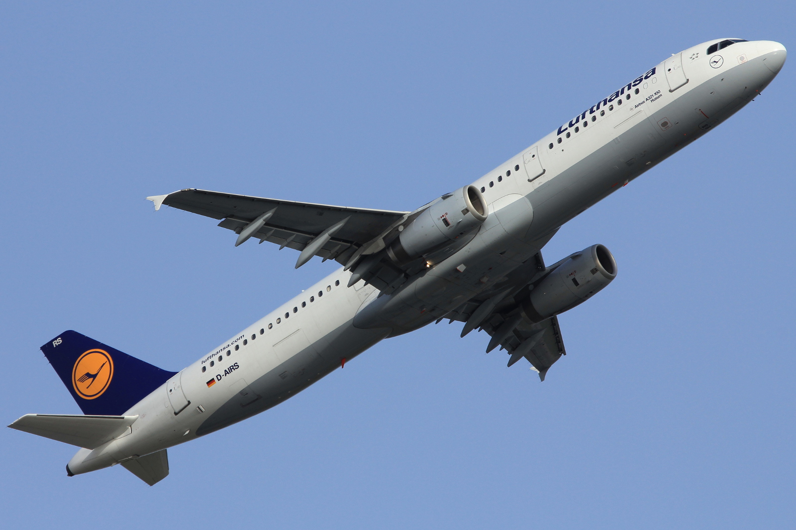 D-AIRS · Airbus A321-131 · (FCO / LIRF)