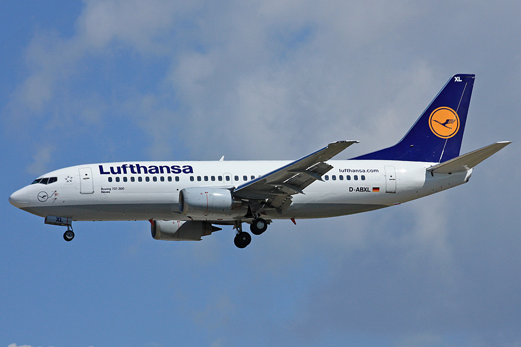 D-ABXL · Boeing 737-330 · (FRA / FRF / EDDF)