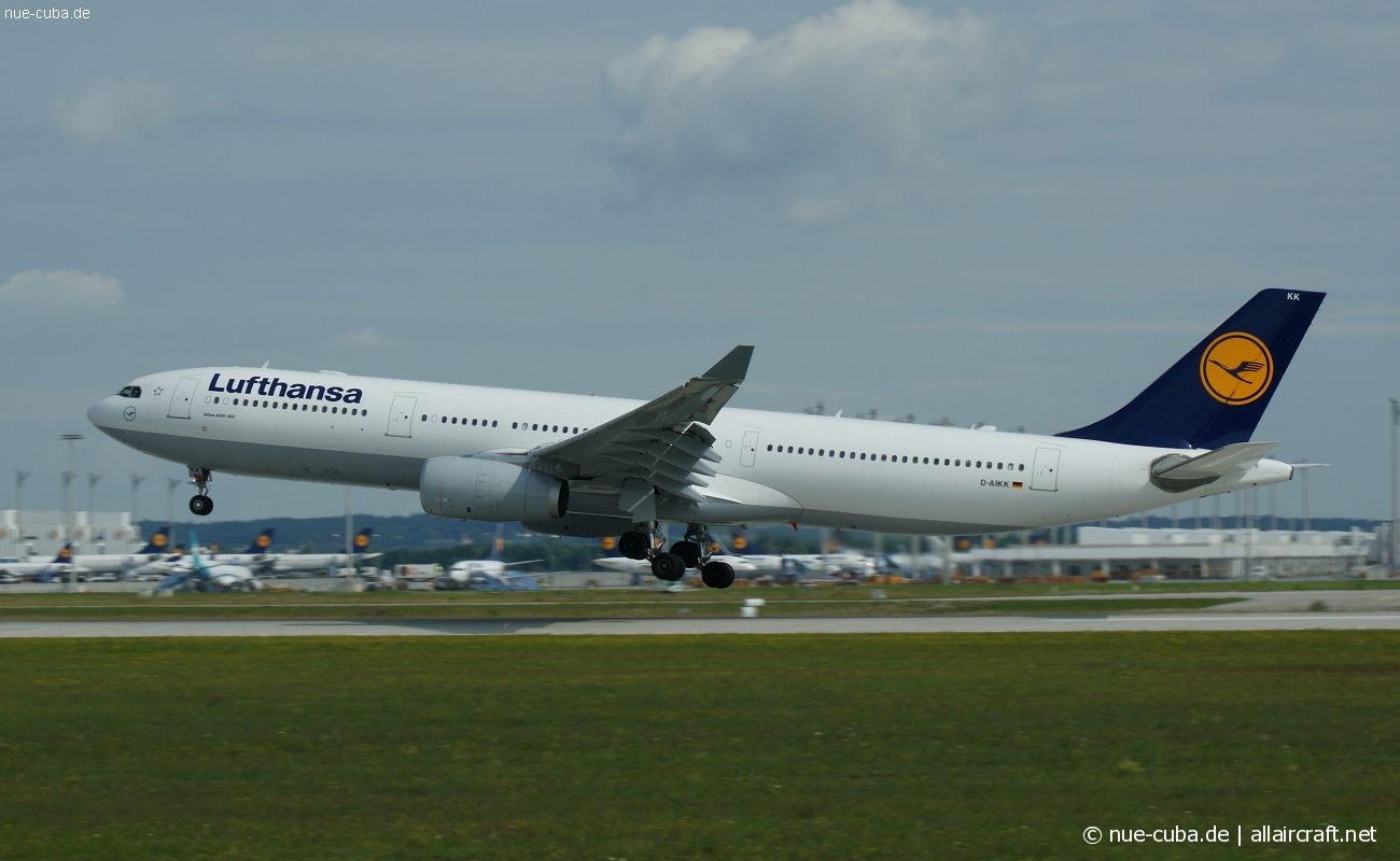 D-AIKK (896) 2008 Airbus A330-343