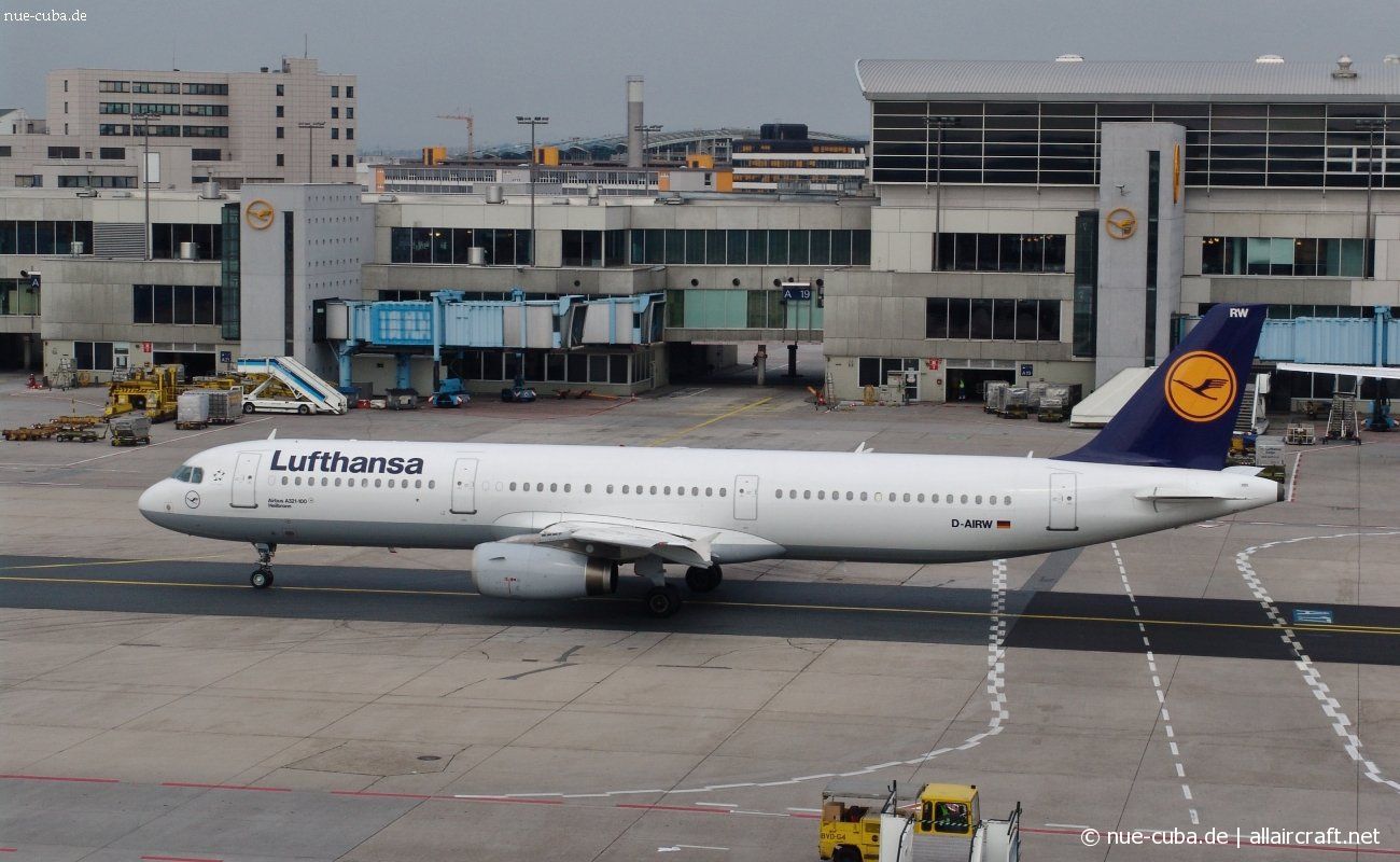 D-AIRW · Airbus A321-131 · (FRA / EDDF)