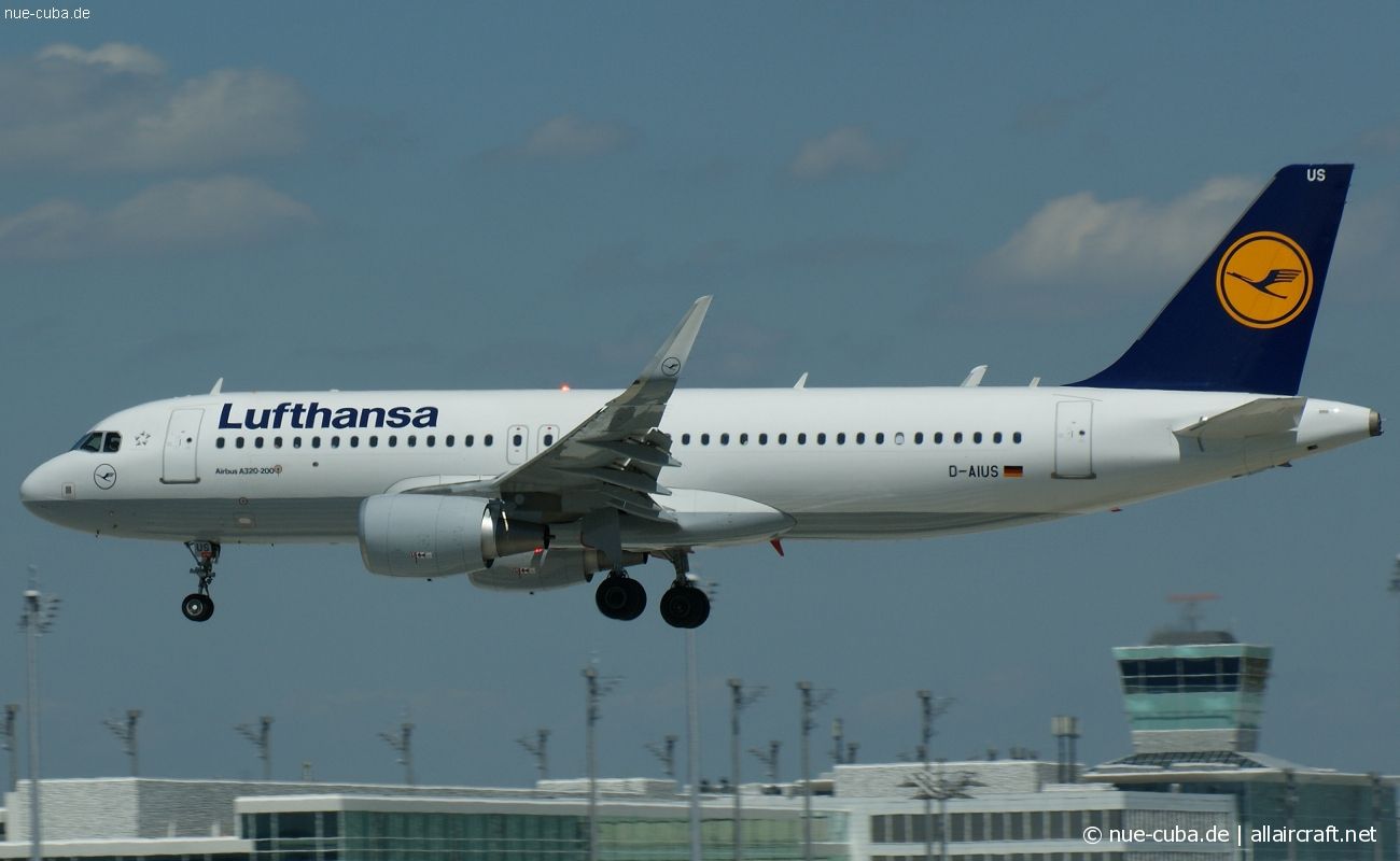D-AIUS · Airbus A320-214(WL) · (MUC / EDDM)