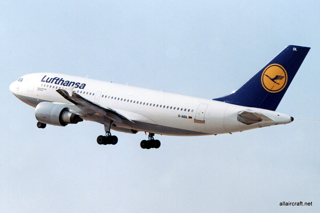 D-AIDL · Airbus A310-304 · (FAO / LPFR)