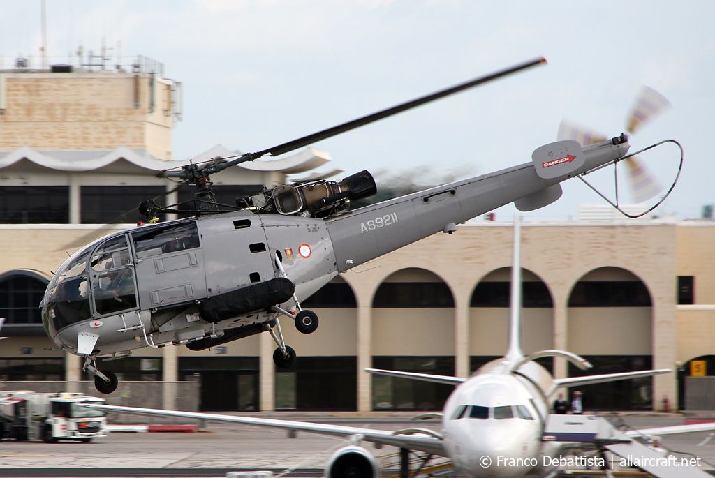 AS9211 (2295) 1976 Aérospatiale SA 316B Alouette III