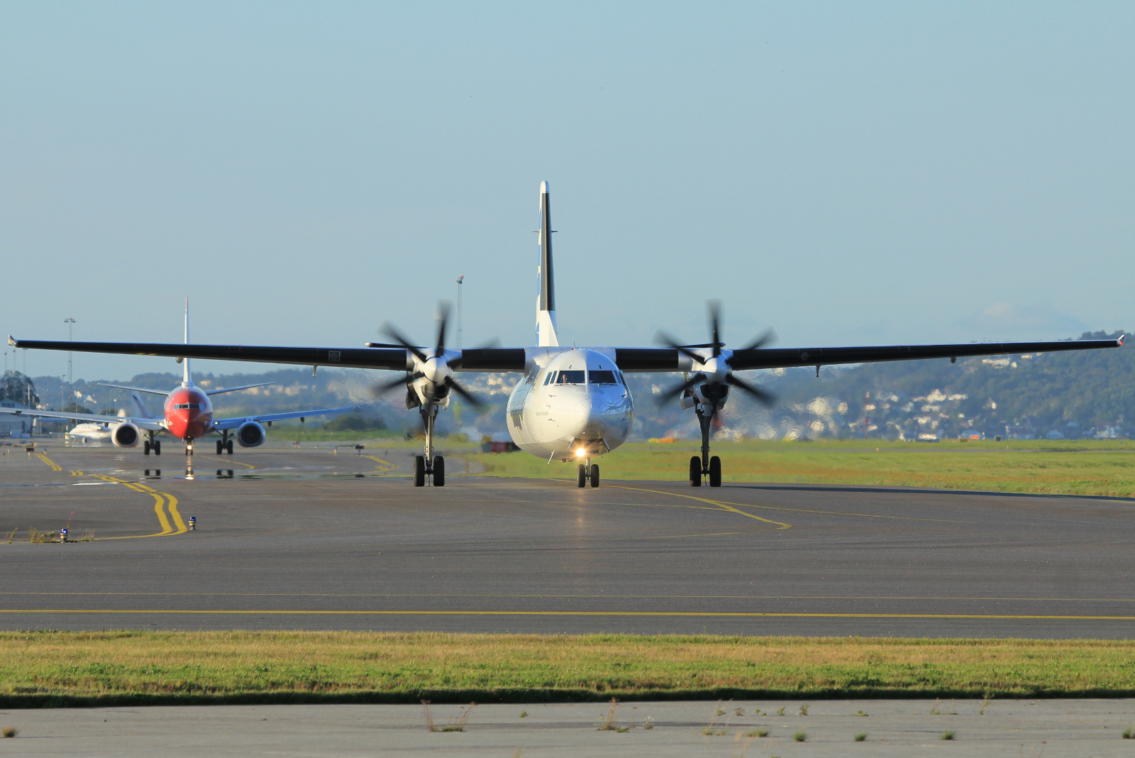 OO-VLZ (20264) 1992 Fokker 50