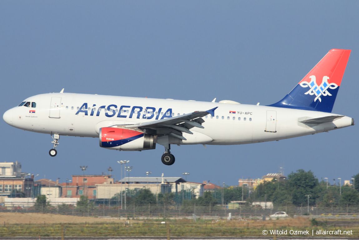 YU-APC (2621) 2005 Airbus A319-131