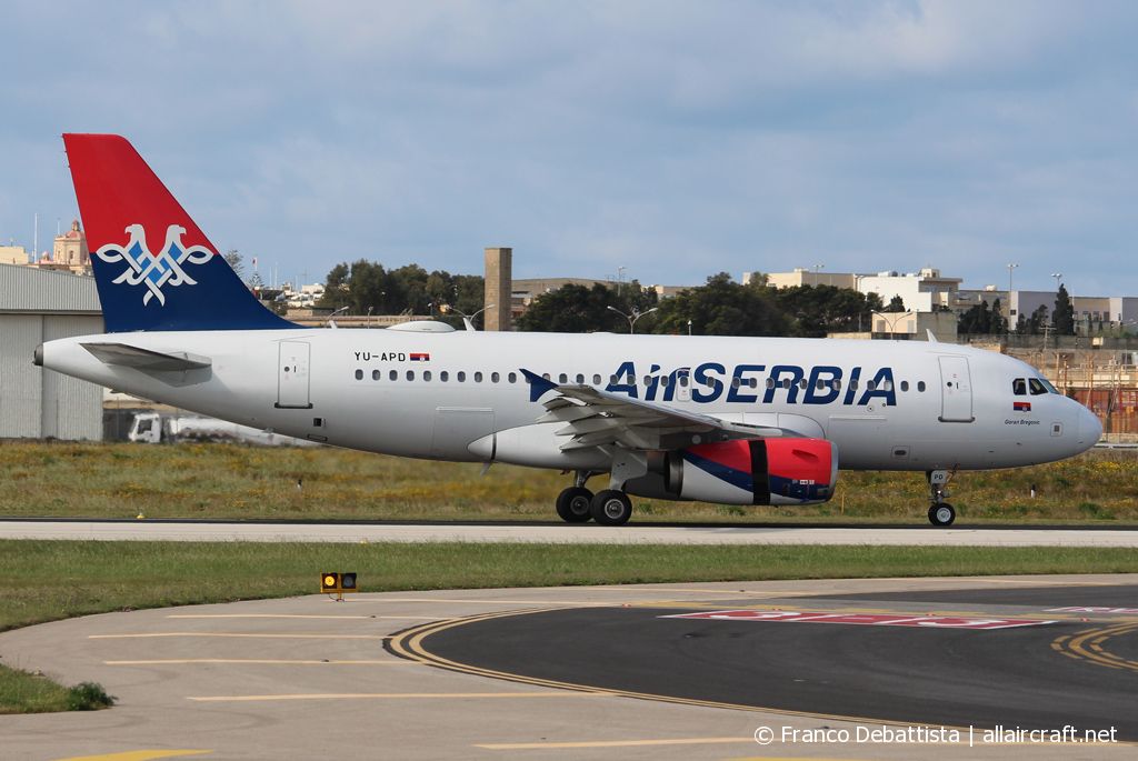 YU-APD (2335) 2004 Airbus A319-132