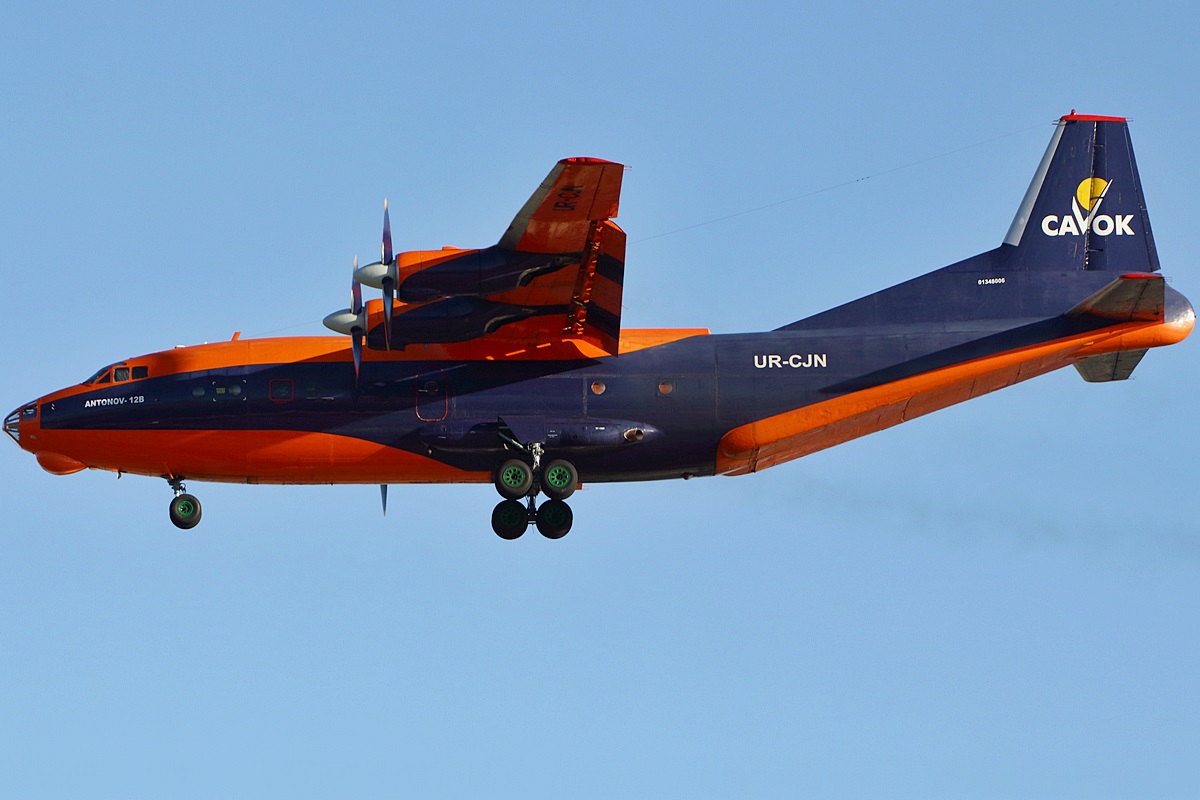 UR-CJN · Antonov An-12B · (LPA / GCLP)