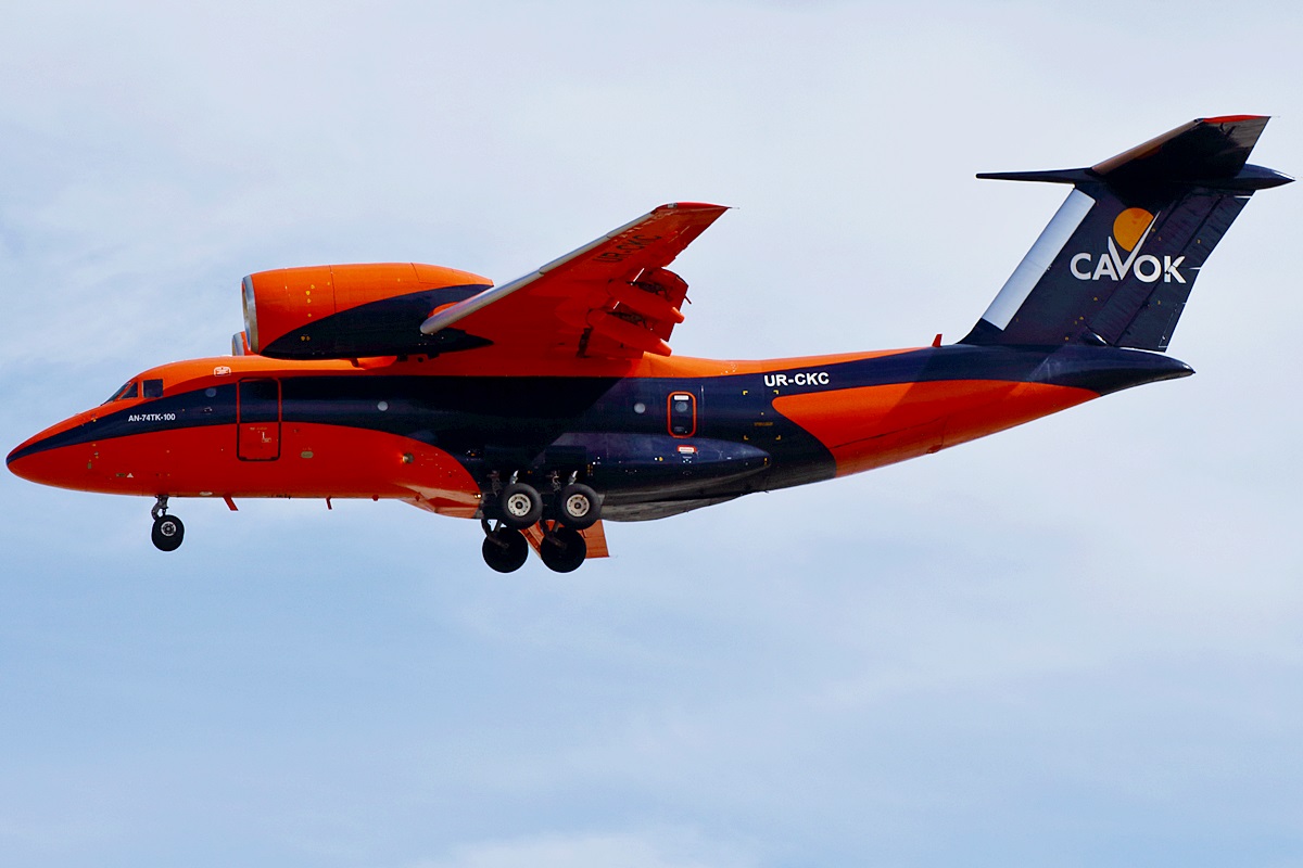UR-CKC · Antonov An-74TK-100 · (LPA / GCLP)