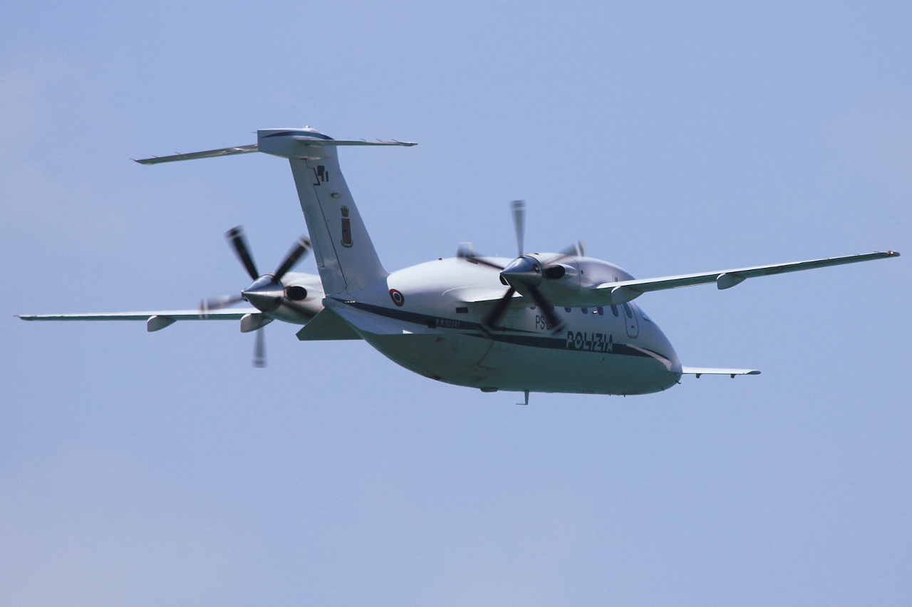 MM62247 (1113) 2006 Piaggio P-180 Avanti