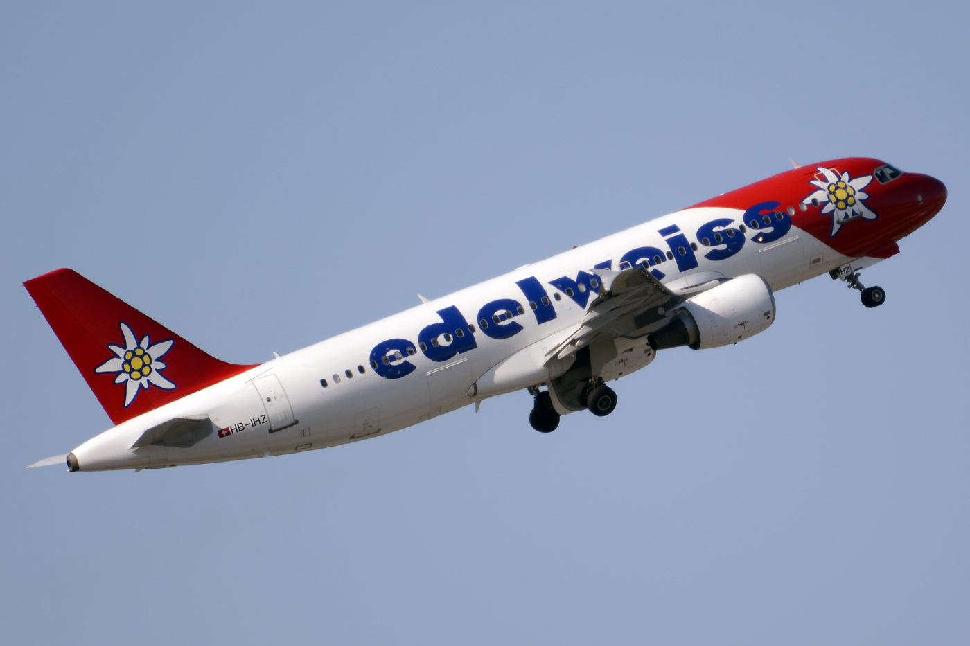 HB-IHZ (1026) 1999 Airbus A320-214