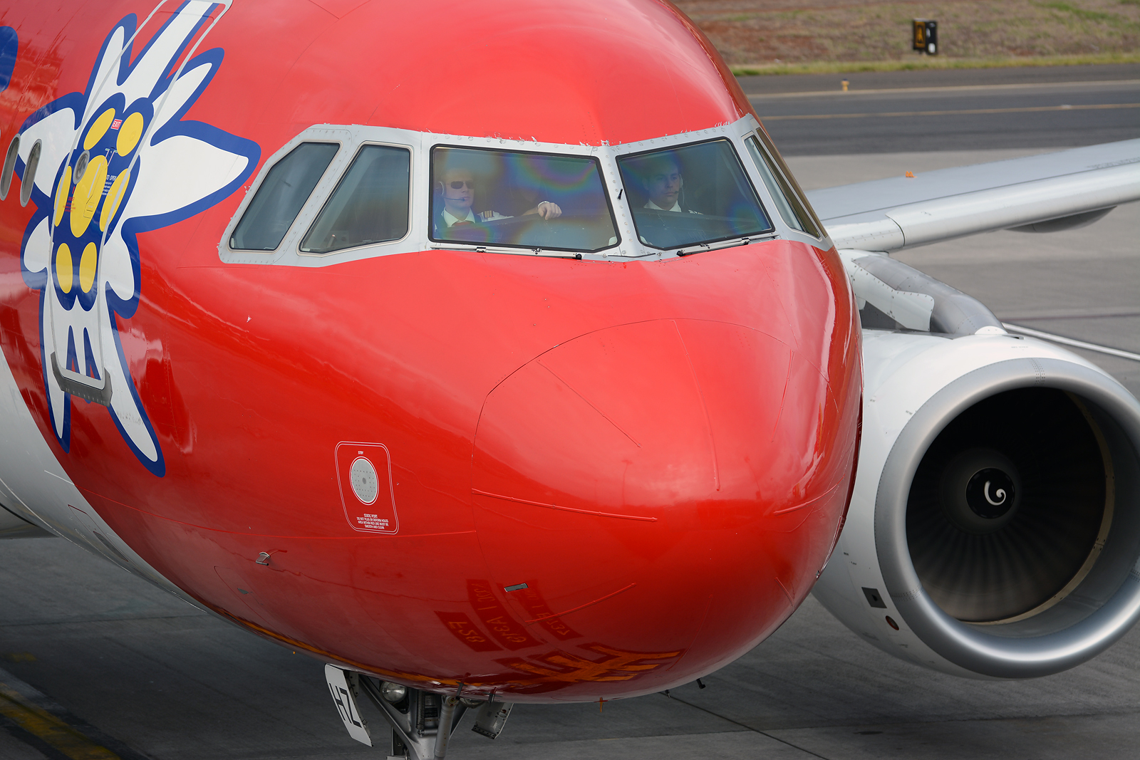 HB-IHZ · Airbus A320-214 · (FNC / LPMA)