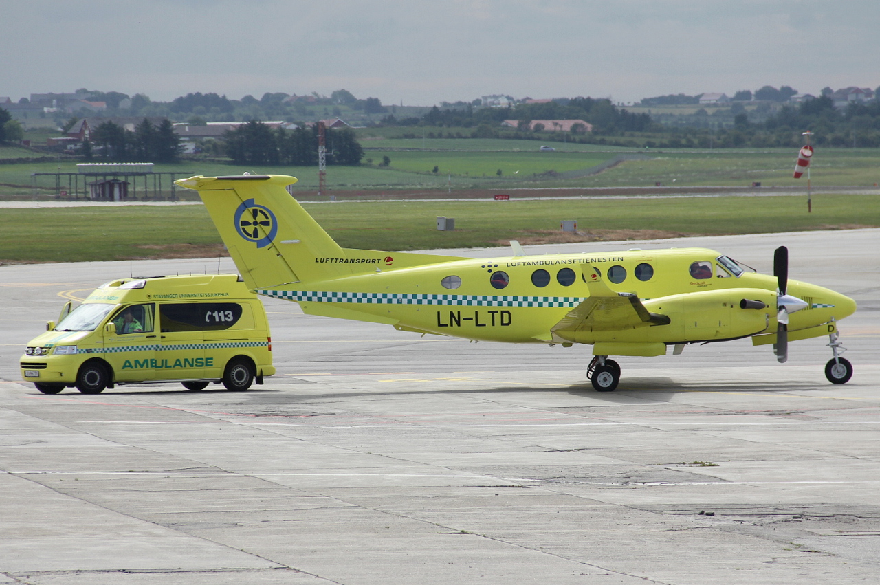 LN-LTD (BB-2006) 2008 Beechcraft B200