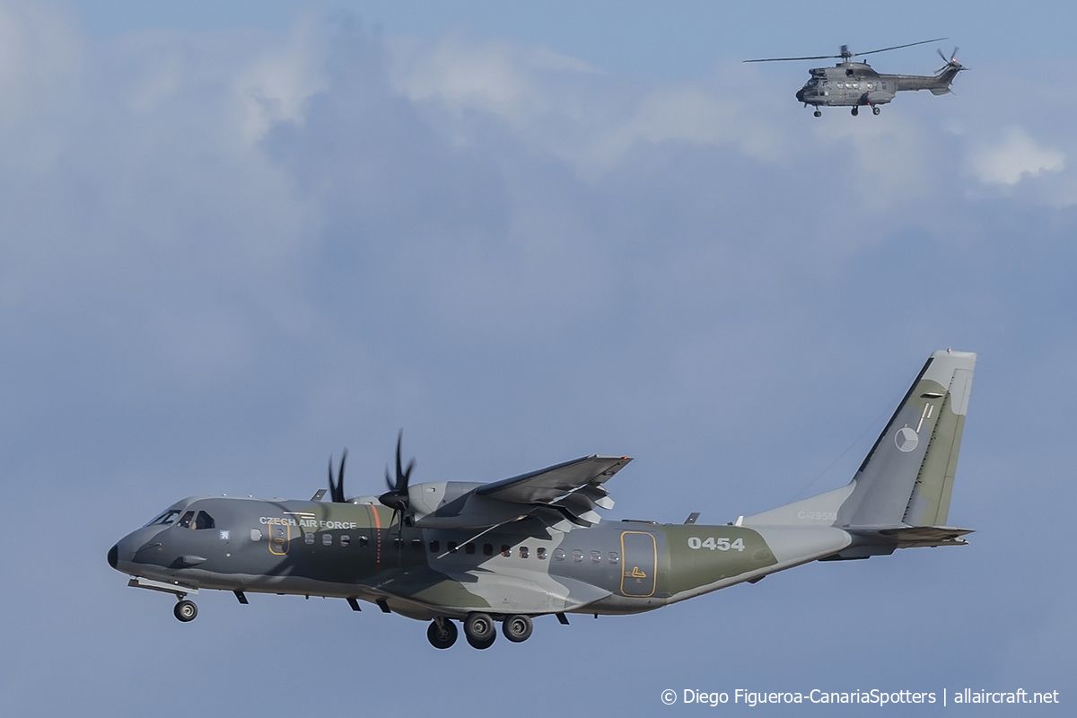 0454 (S-074) 2010 CASA C-295M