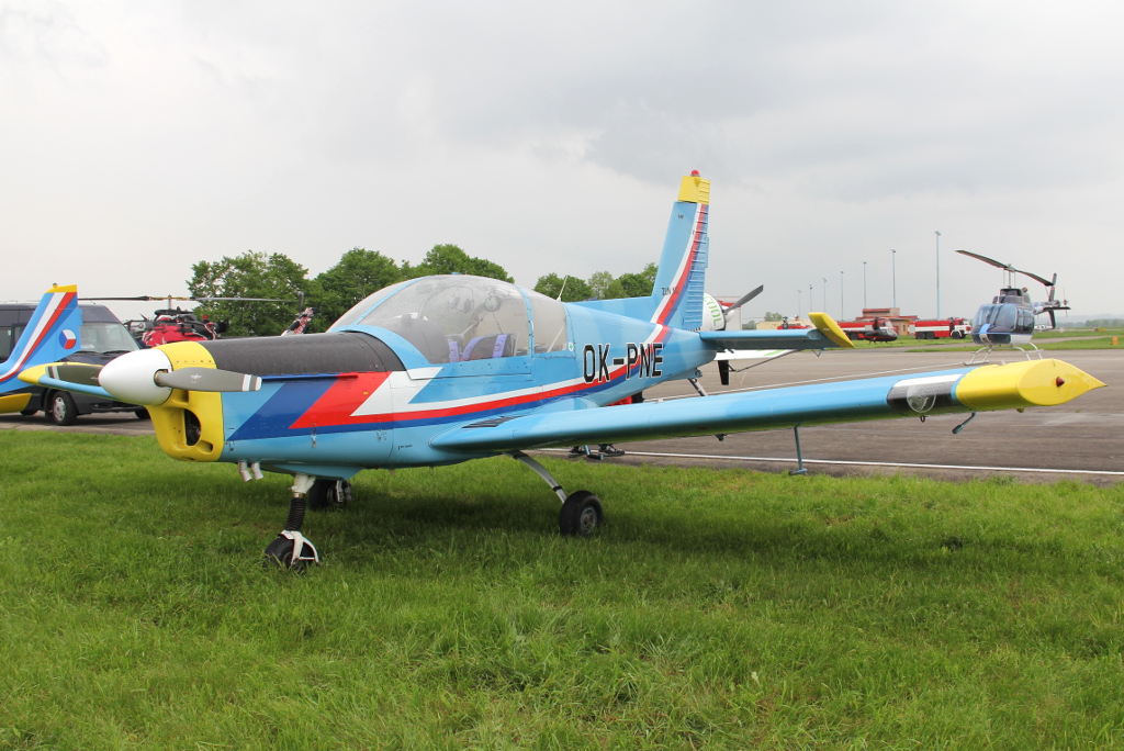 OK-PNE, Zlin Z-142C AF