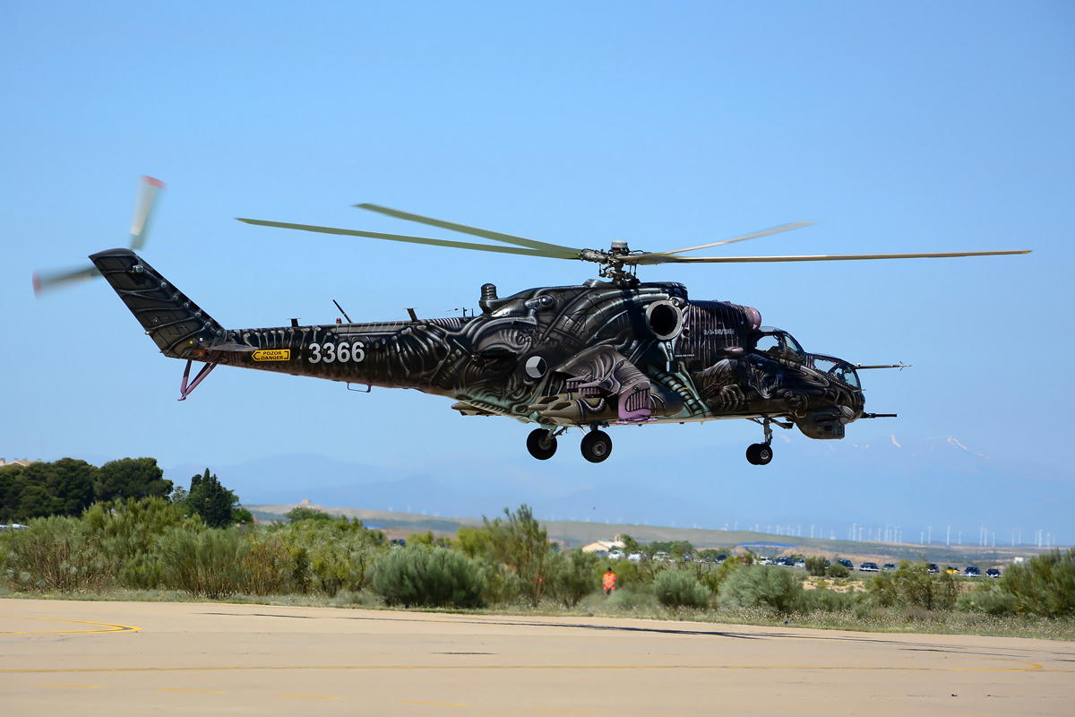 3366 · Mil Mi-35 Hind E · (ZAZ / LEZG)