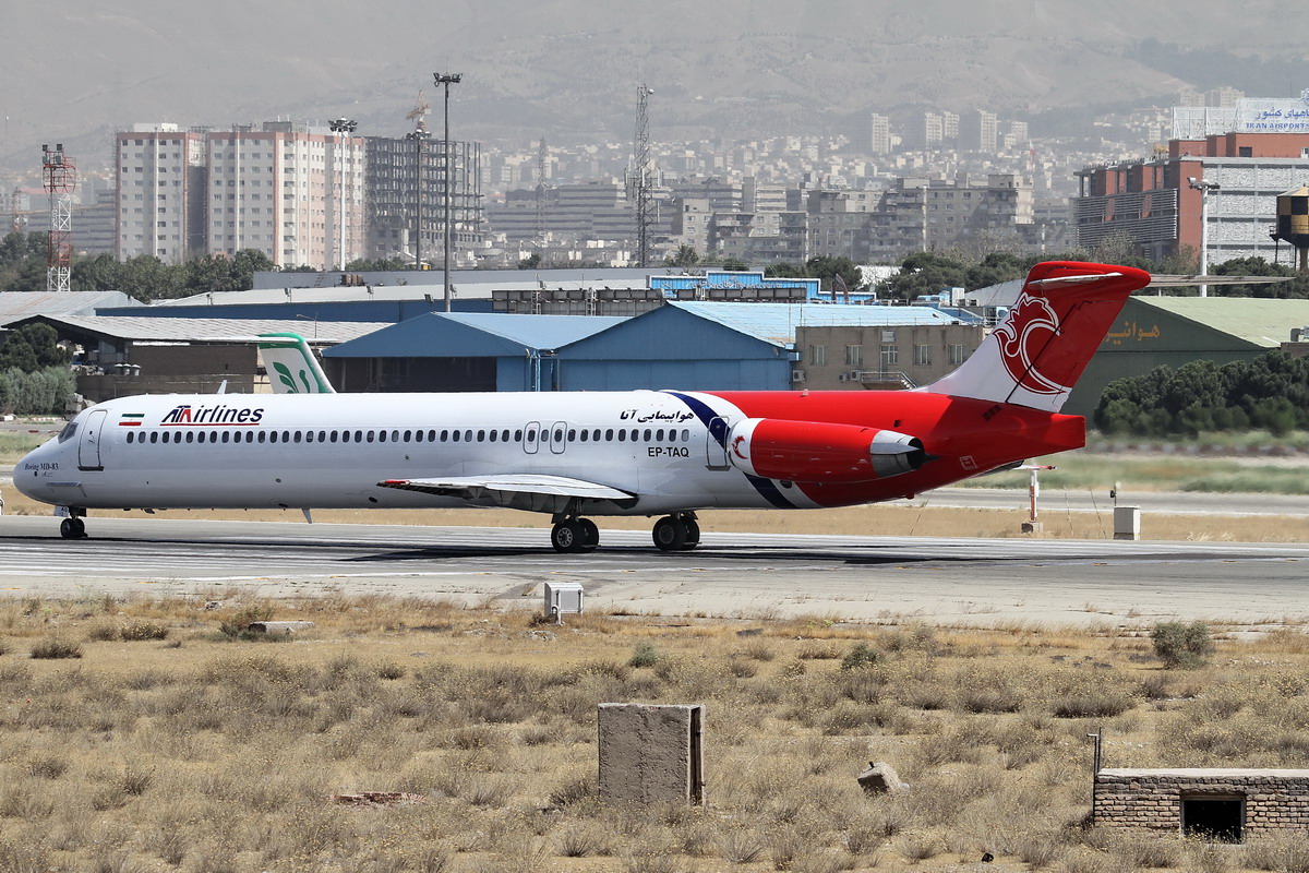 EP-TAQ (cn 53488) McDonnell Douglas MD-83