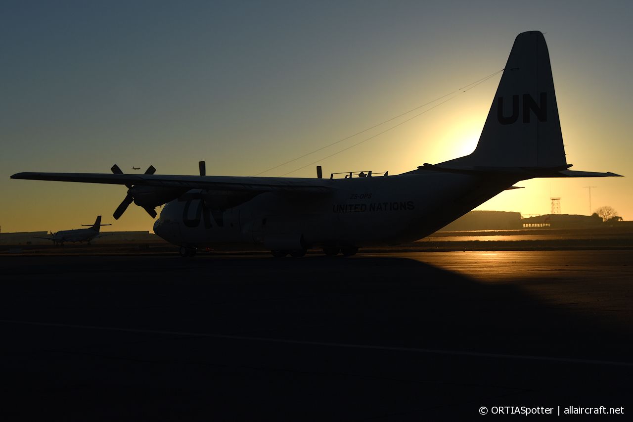 ZS-OPS (382-4799) Lockheed L-100-30 Hercules