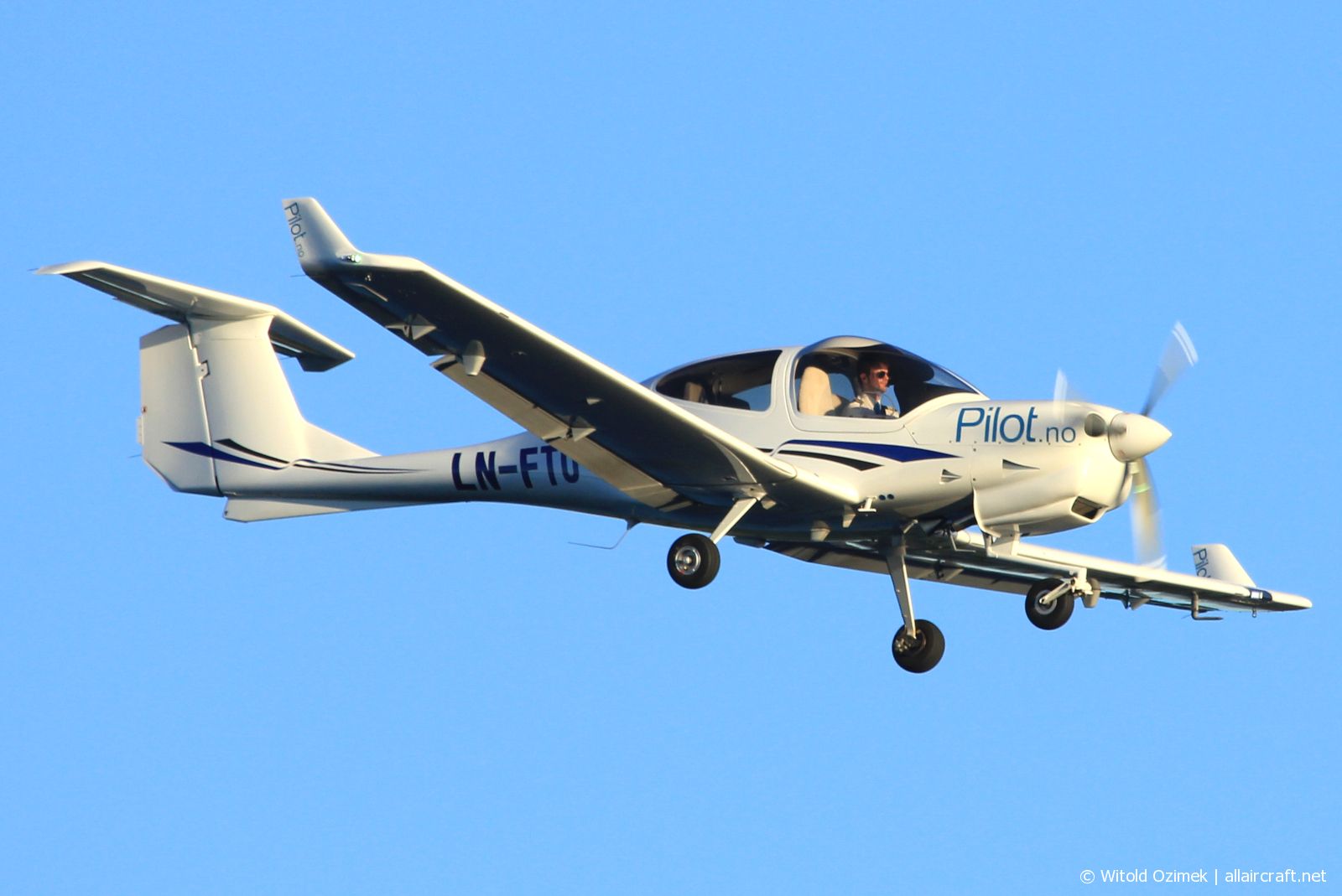 LN-FTU (40.NC004) Diamond DA-40NG Diamond Star