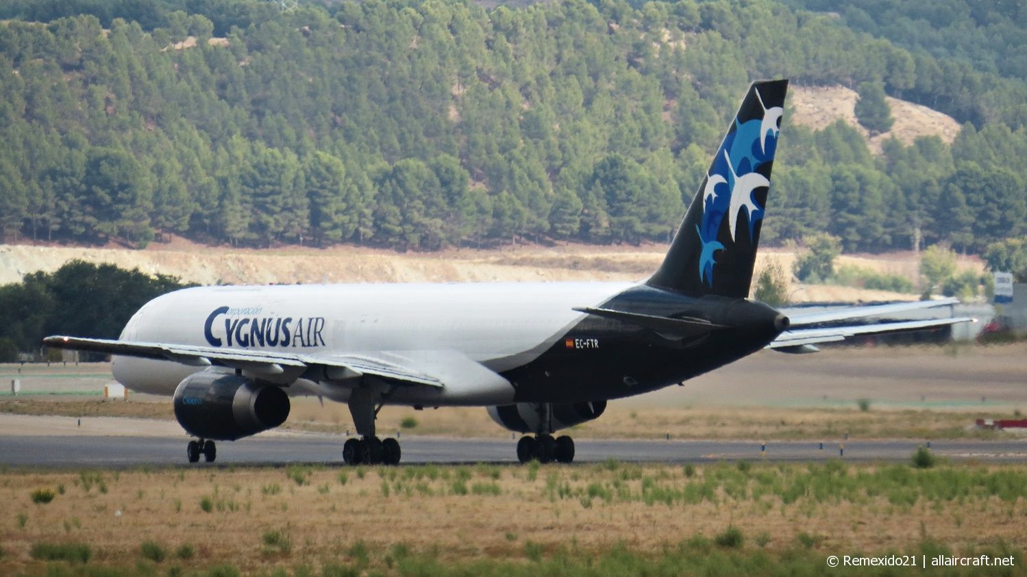 EC-FTR (26239) 1993 Boeing 757-256(PCF)