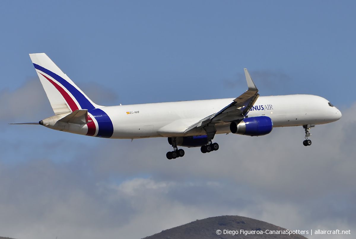 EC-NHF · Boeing 757-223(PCF)(WL) · (LPA / GCLP)