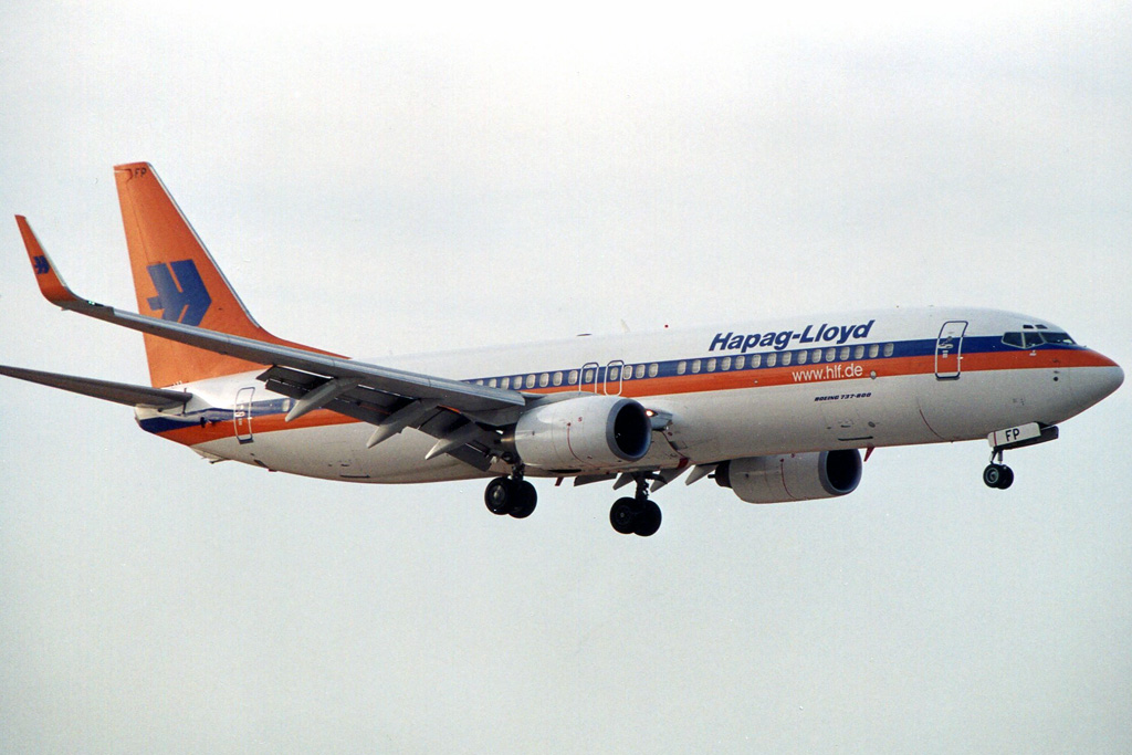 D-AHFP · Boeing 737-8K5(WL) · (FAO / LPFR)