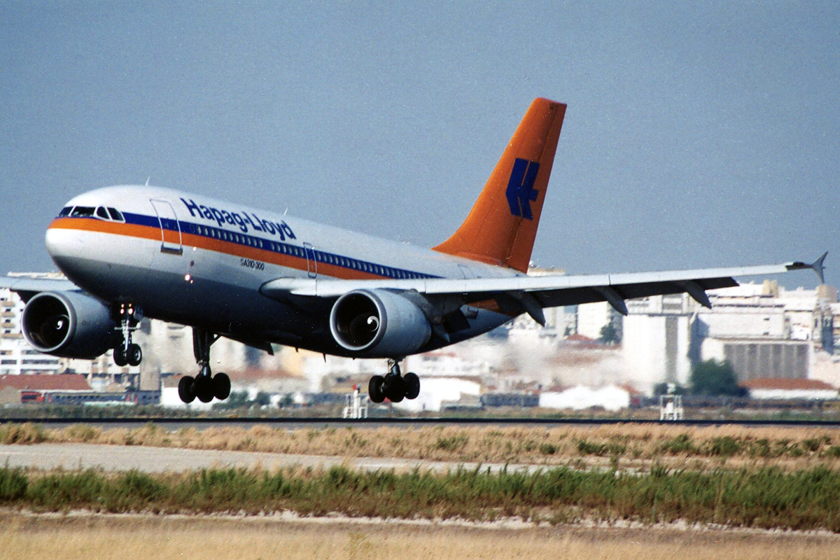 D-AHLC · Airbus A310-308 · (FAO / LPFR)