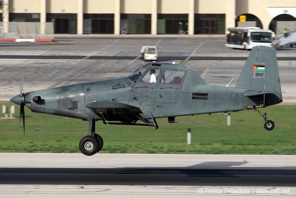 2552 (802-4004) Air Tractor AT-802U