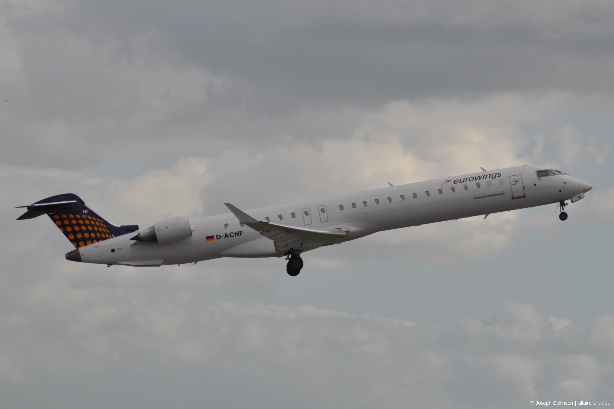 D-ACNF (cn 15243) Bombardier CRJ-900