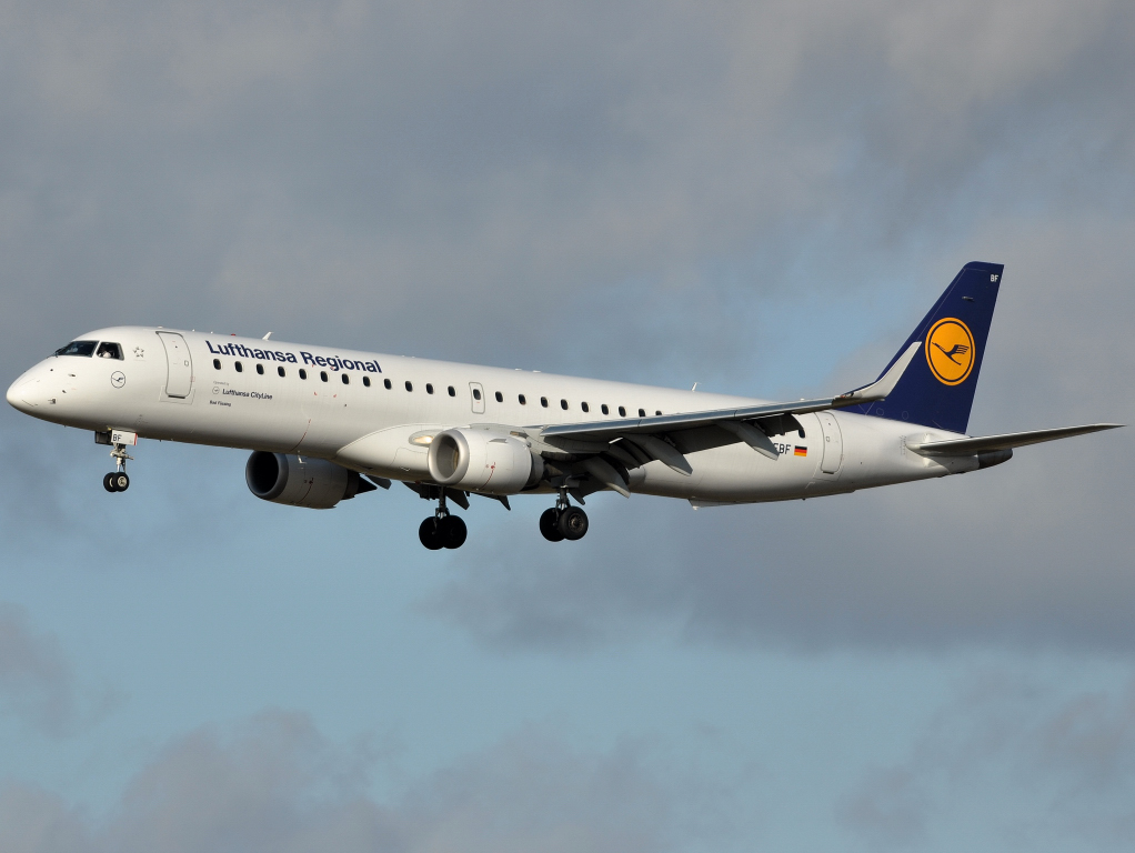 D-AEBF · Embraer 190-200LR · (CPH / EKCH)