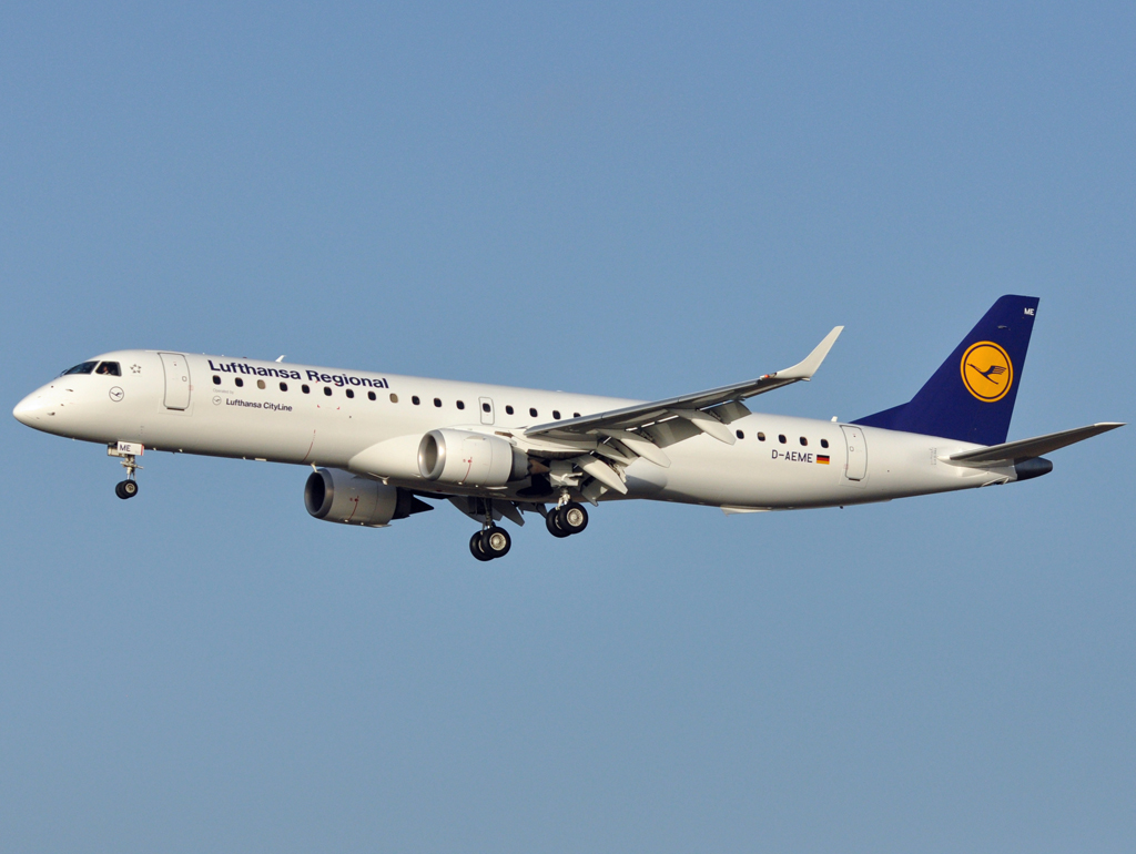 D-AEME · Embraer 190-200LR · (CPH / EKCH)