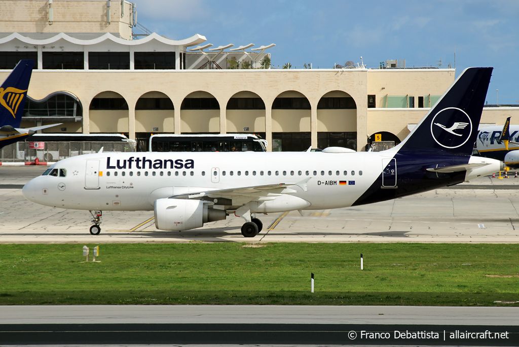 D-AIBM (2262) 2004 Airbus A319-112