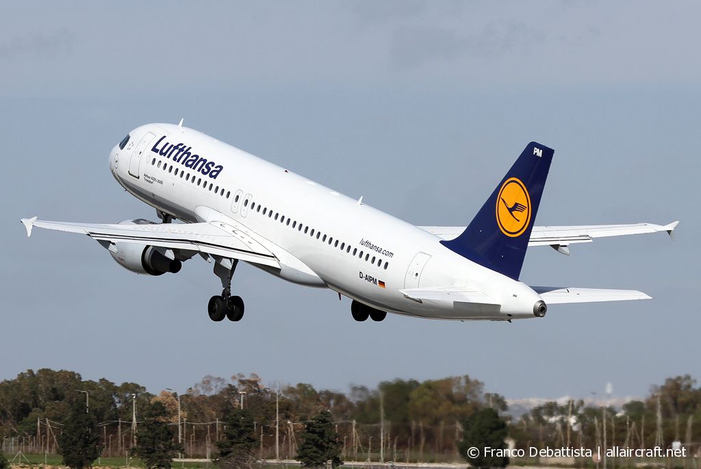 D-AIPM (104) 1990 Airbus A320-211
