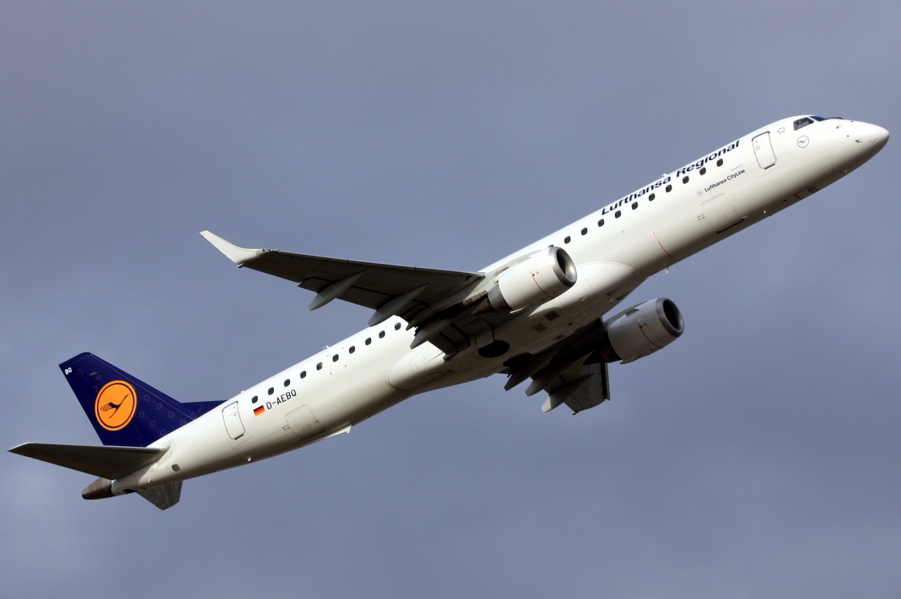 D-AEBQ · Embraer 190-200LR · (OSL / ENGM)