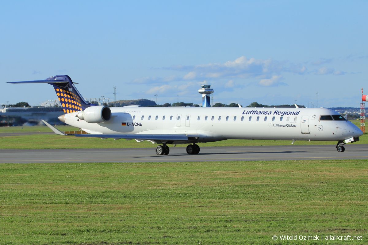 D-ACNE · Bombardier CRJ-900 · (SVG / ENZV)