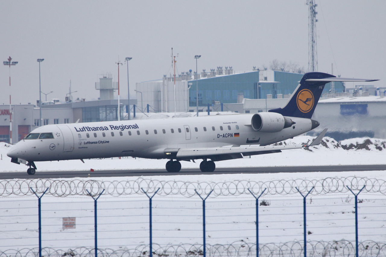 D-ACPN · Bombardier CRJ-701ER · (RZE / EPRZ)